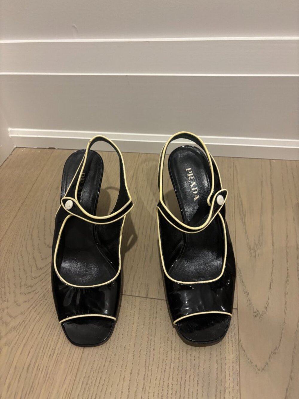 Vintage Prada Patent Leather Slingback Sandals Cream Piping
